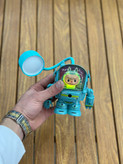 چراغ مطالعه فضانوردی فانتزی مدل Astronaut Lamp | دارای جاقلمی و تراش | دو رنگ سفید و طوسی