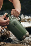 فلاسک استنلی مدل Classic Easy-Pour Growler ظرفیت۱.۹لیتری(اصل)